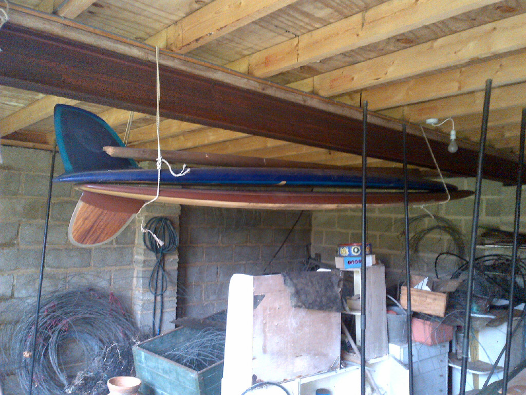 vintage surfboard collector UK Roberts d fin longboard