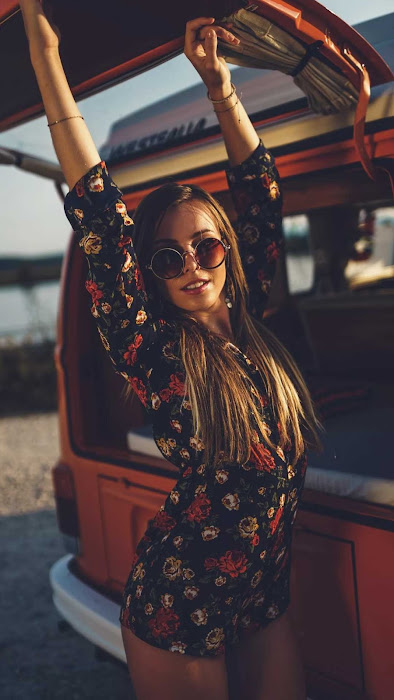 girl wallpaper for iphone