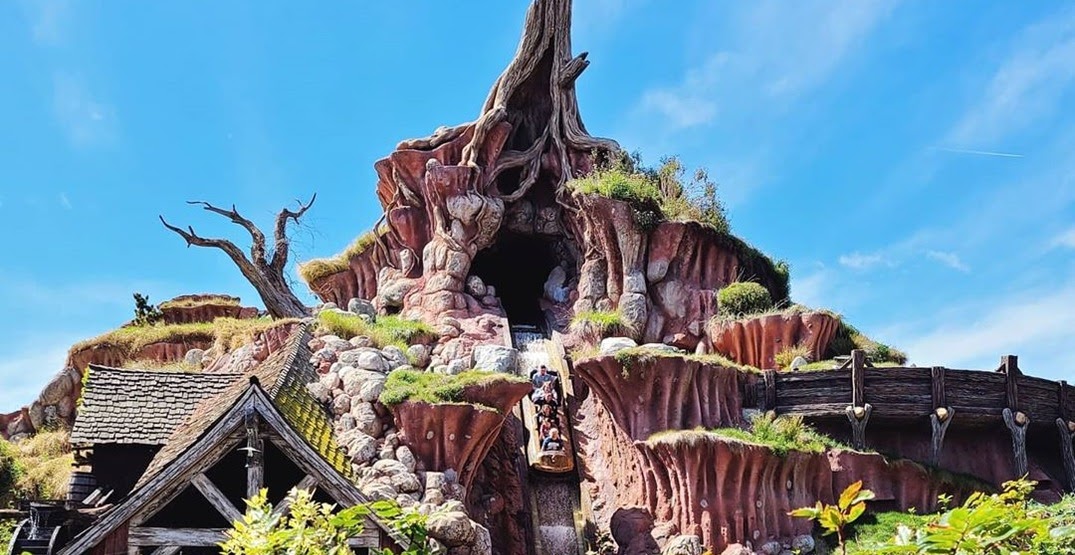 Music Behind the Ride Splash Mountain
