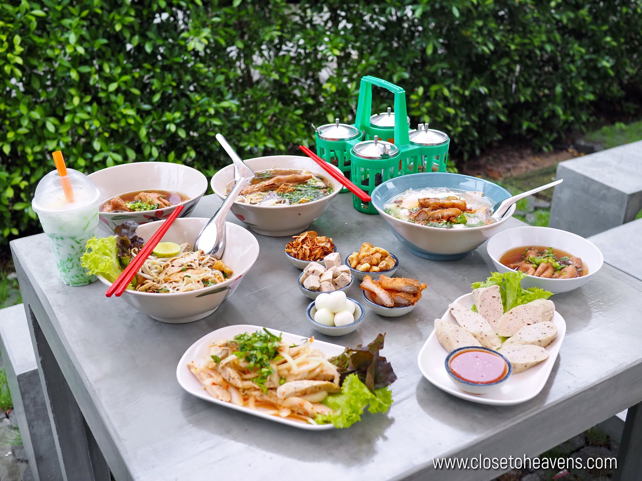 ร้าน ต้มเส้นตีนไก่ สาขา สาธารณะ_สุข เมืองเอก