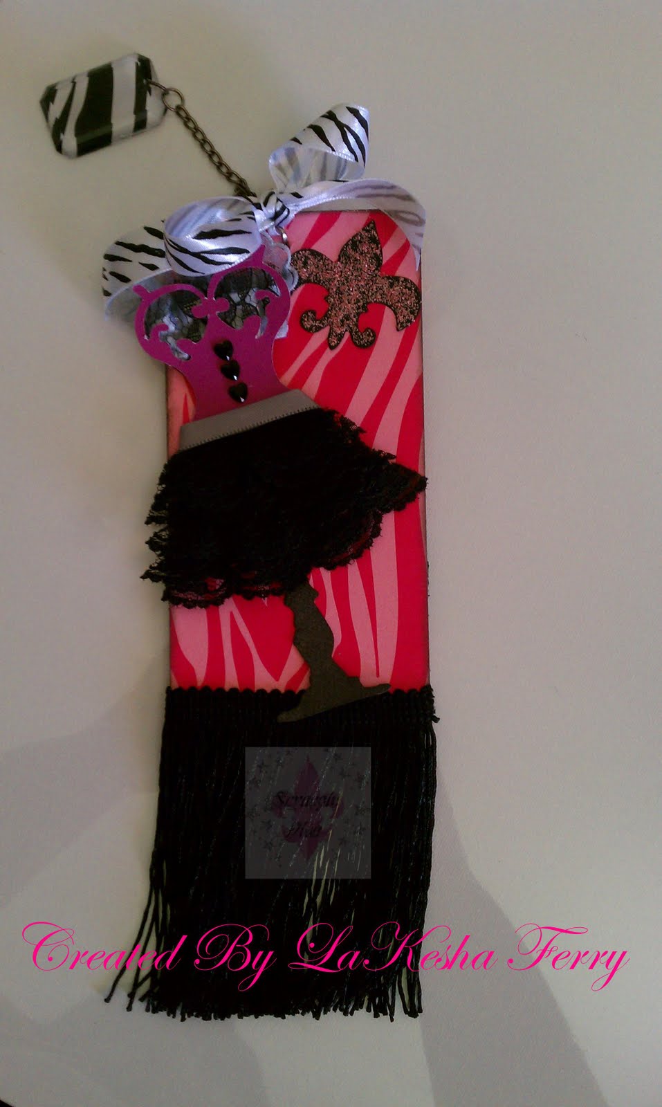 Scrappin Diva Dress Form Tag
