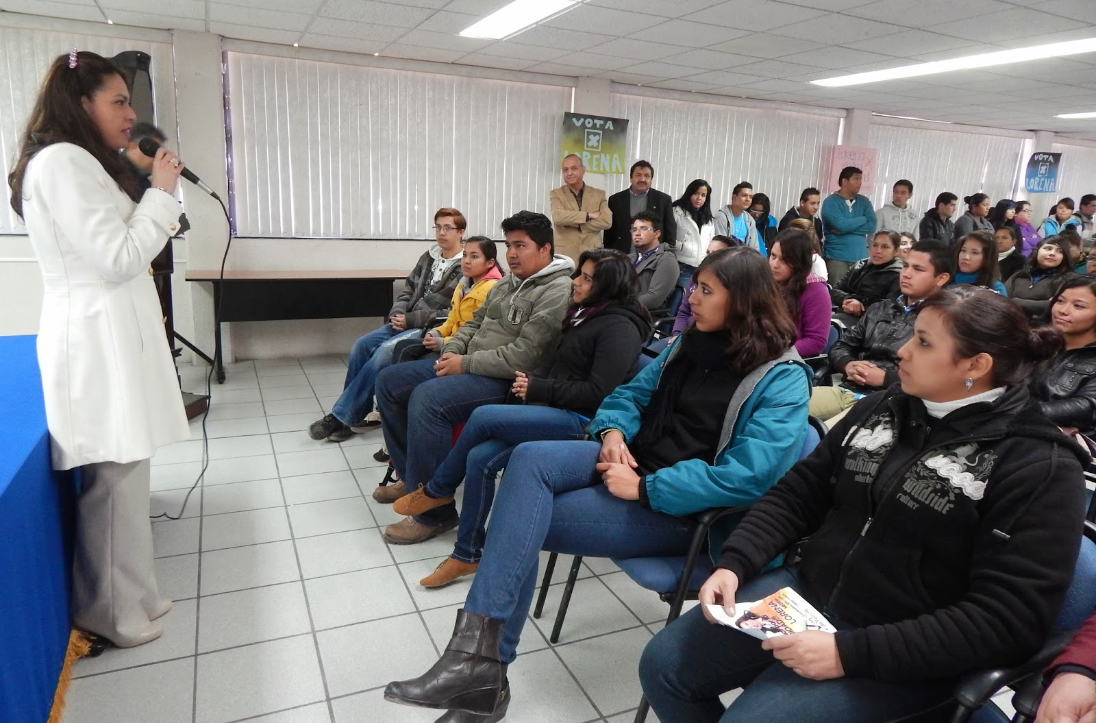 Coordinación Unidad Torreón : Visita a la Escuela de Enfermería en gráficas