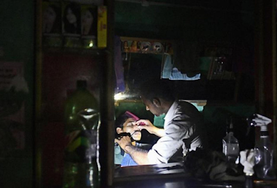 25 राज्यों में 100 प्रतिशत घरों का विद्युतीकरण 25+राज्यों+में+100+प्रतिशत+घरों+का+विद्युतीकरण