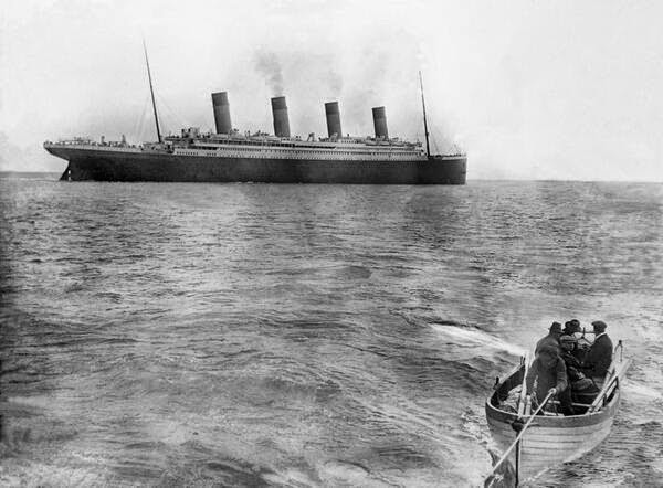 64 Historical Pictures you most likely haven’t seen before. # 8 is a bit disturbing! - The last picture of Titanic taken before sinking, 1912