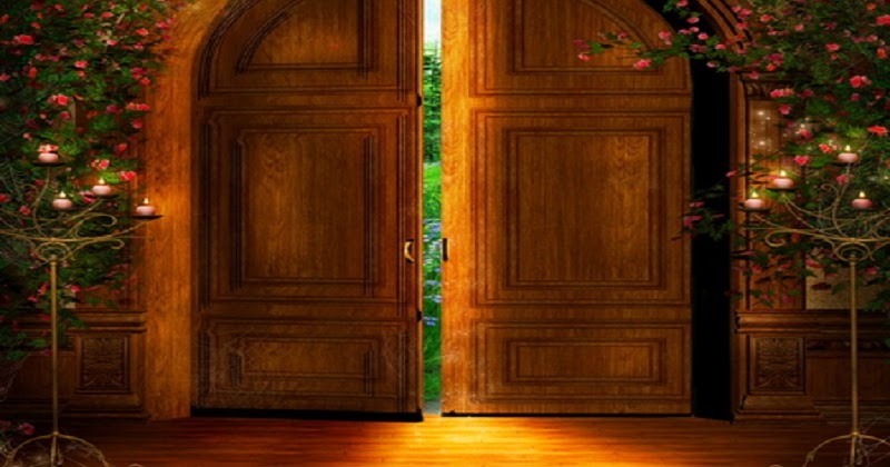 Открылась дверь слушать. Дверь открывается. Открытая Сказочная дверь. Приоткрытые двери. Сказочная дверь открывается.
