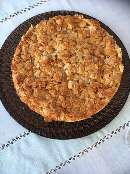 Turbohausfrau: [Blogevent] Bienenstich-Apfelkuchen