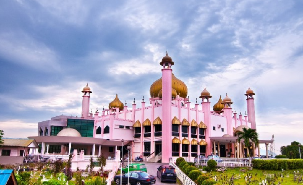 10 Tempat Wisata di Kuching Paling Terkenal WARGA NEGARA