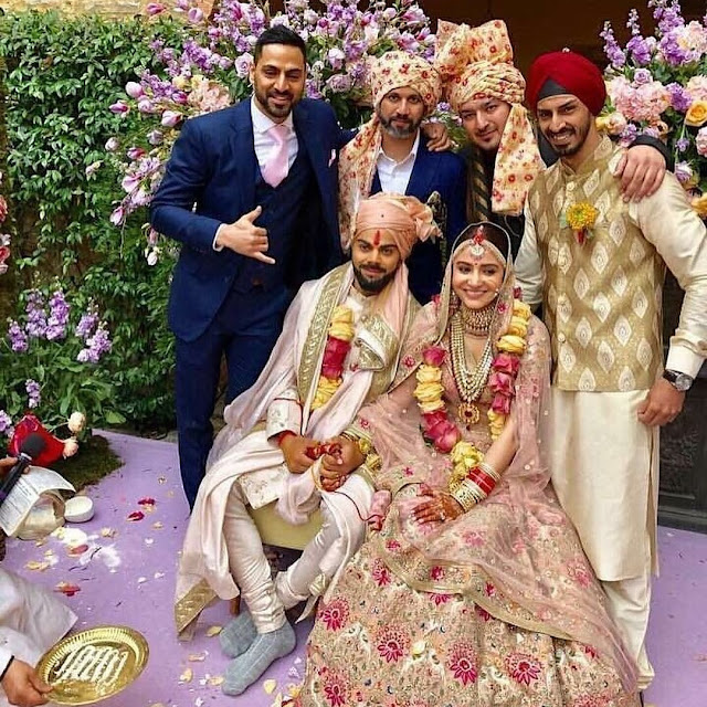 Anushka and Virat Wedding Pics