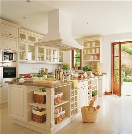 Islas, penínsulas, mesas... en la cocina | Decoración