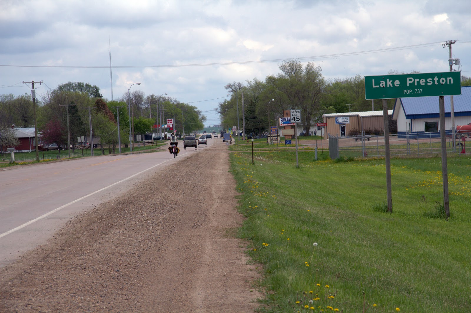 Doctor Bob's Bike Blog Day 71 5/22/2011 Miller, SD to Lake Preston