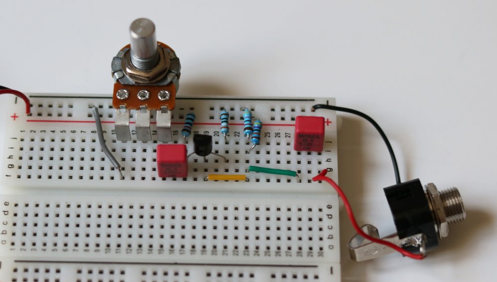 DIY guitar effect breadboard tutorial