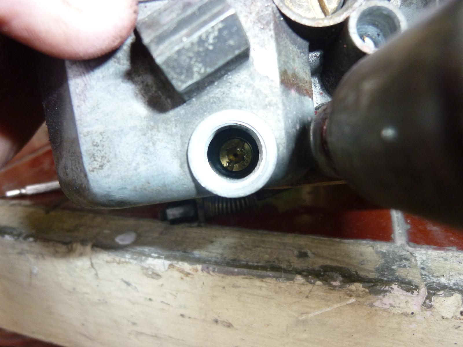 Yes! You Can! Replacing a VW Carburetor's Main Jet