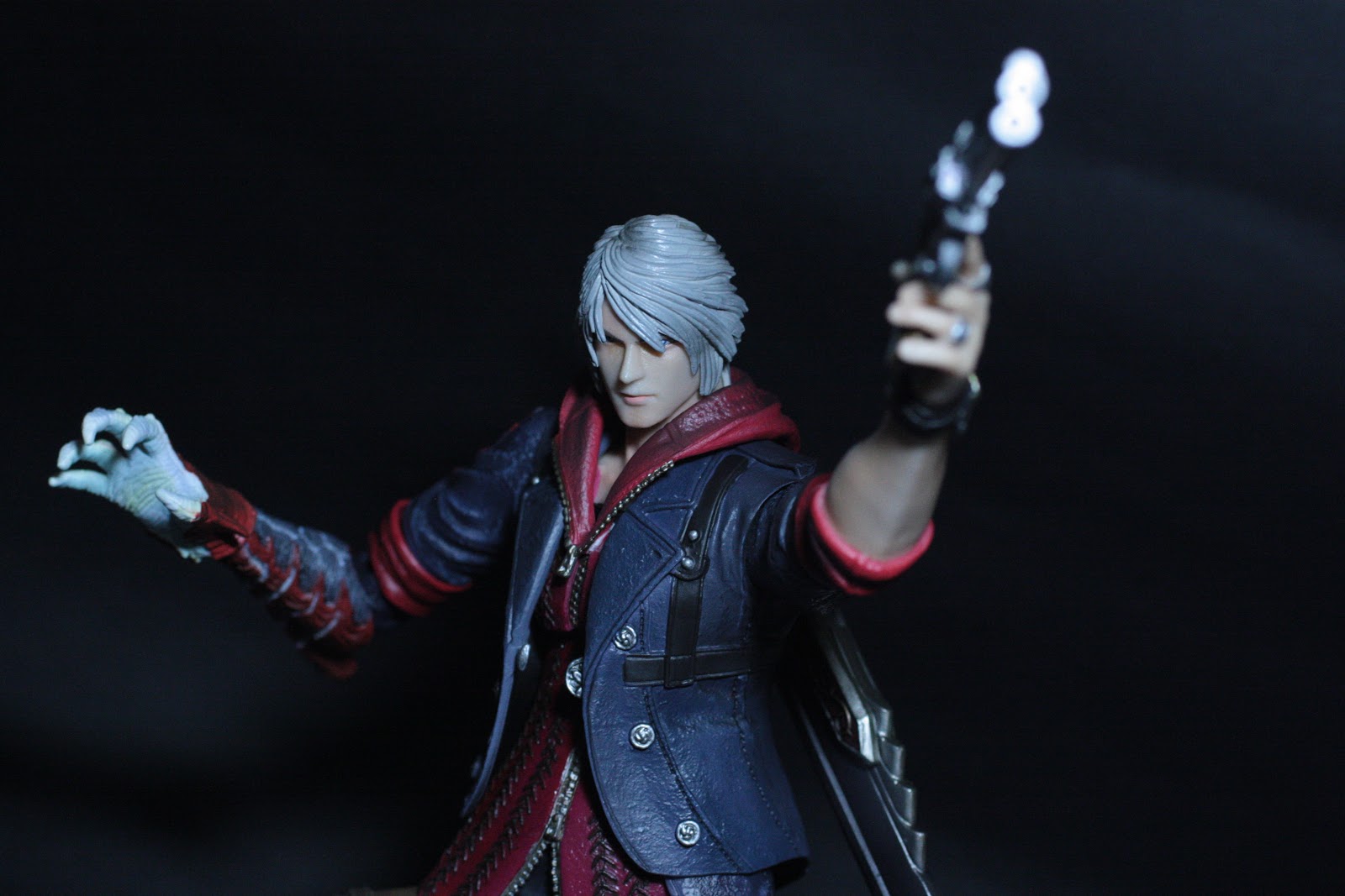 Неро devil may cry. Неро dmc 4. Неро devil may cry. Tokyo nero. Неро devil may cry.