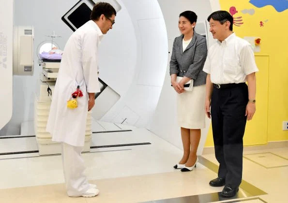 Crown Prince Naruhito and Crown Princess Masako of Japan visited Kobe Children's Hospital and Kobe Proton Center in Kobe