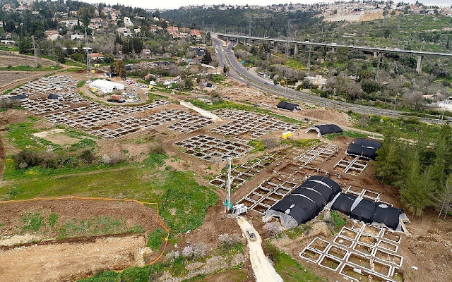 Huge prehistoric settlement exposed near Jerusalem