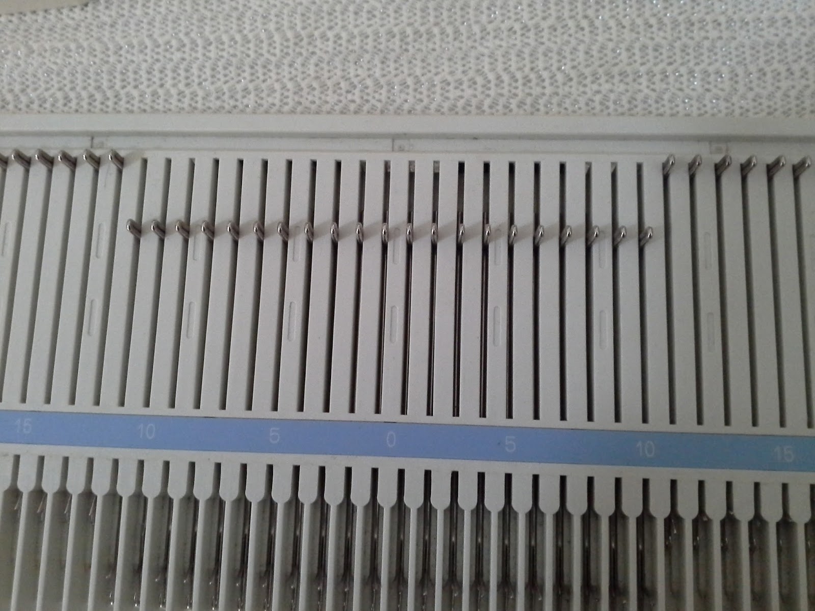 Ozlorna's Knitting Blog brother KA7668 Needle Selector for KX machines