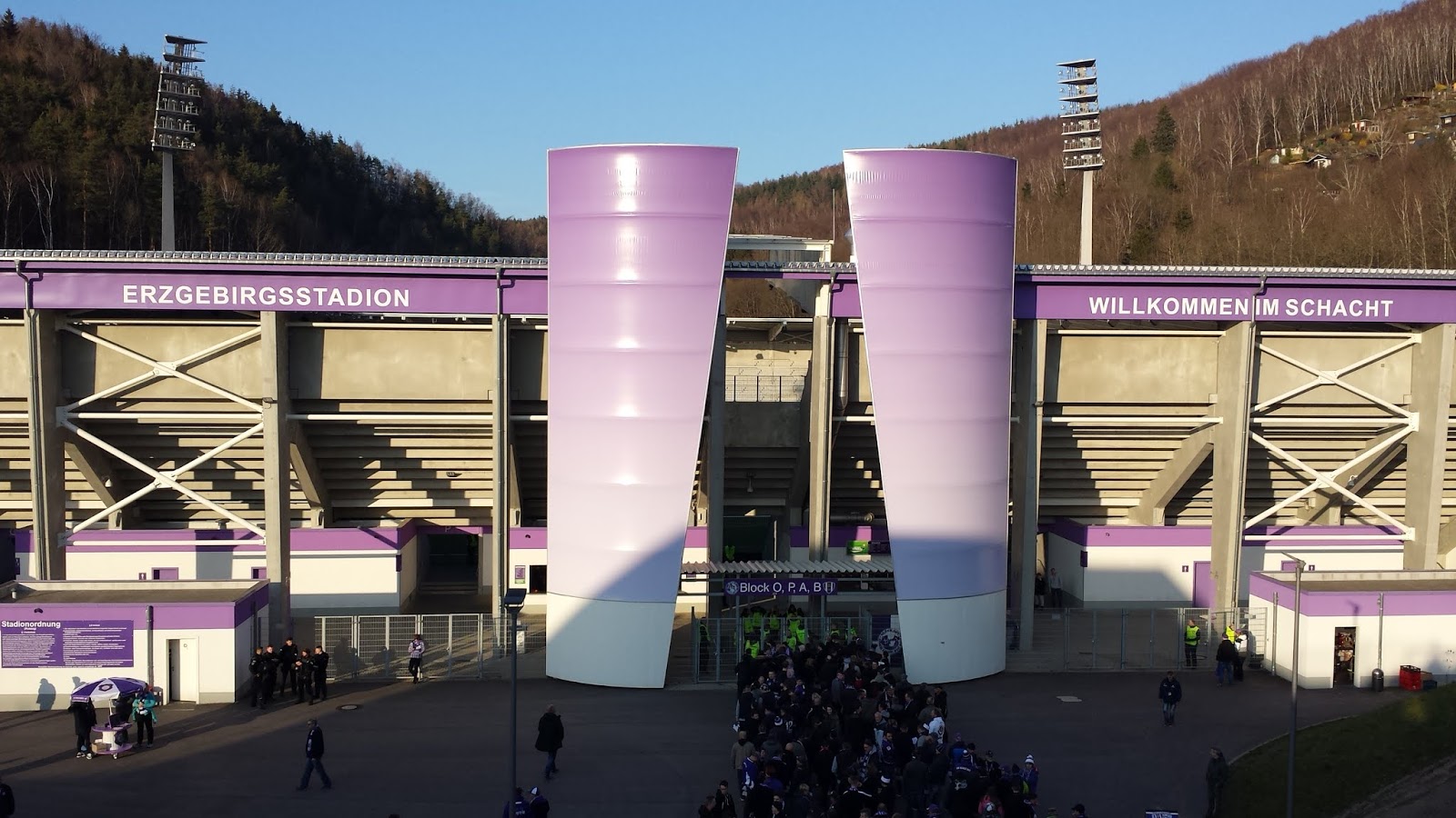 Eindhoppen Erzgebirgsstadion