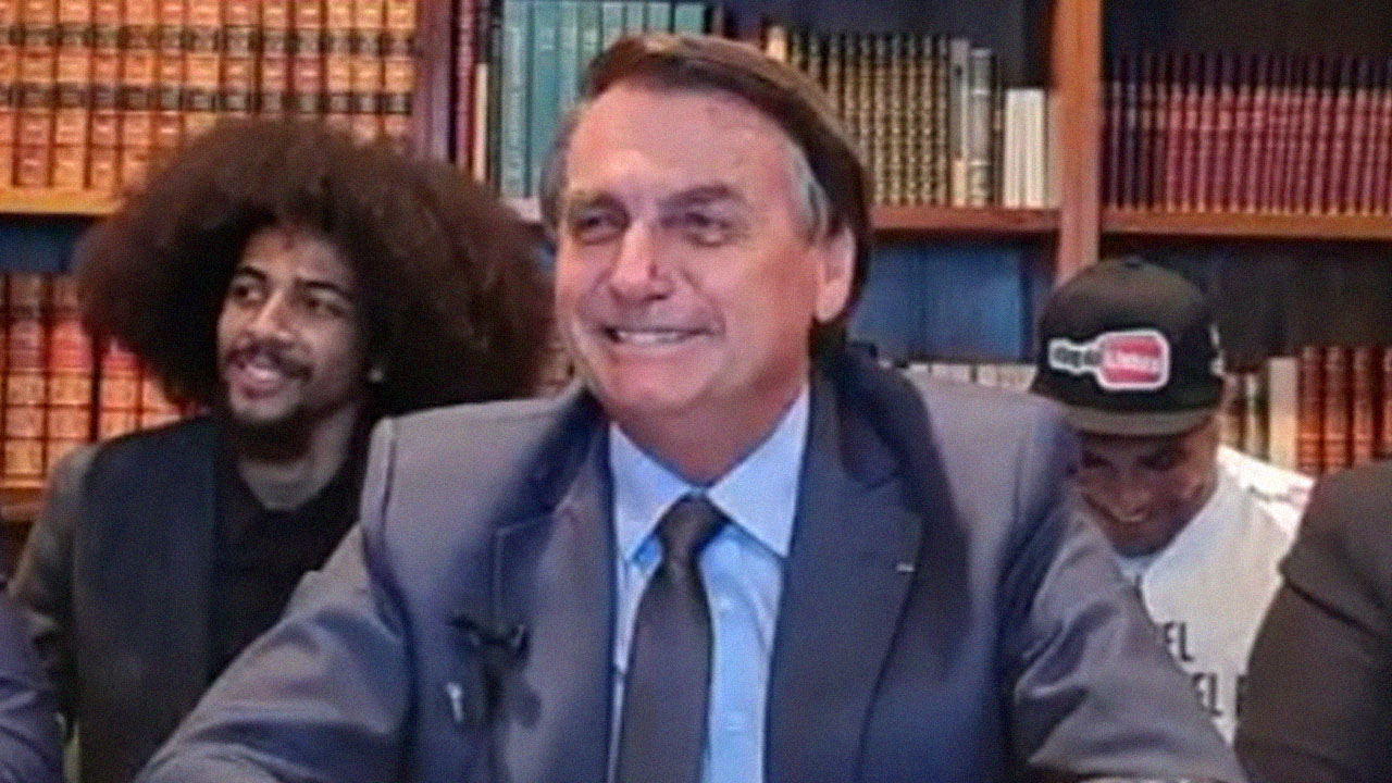 Presidente Jair Bolsonaro recebe alta médica