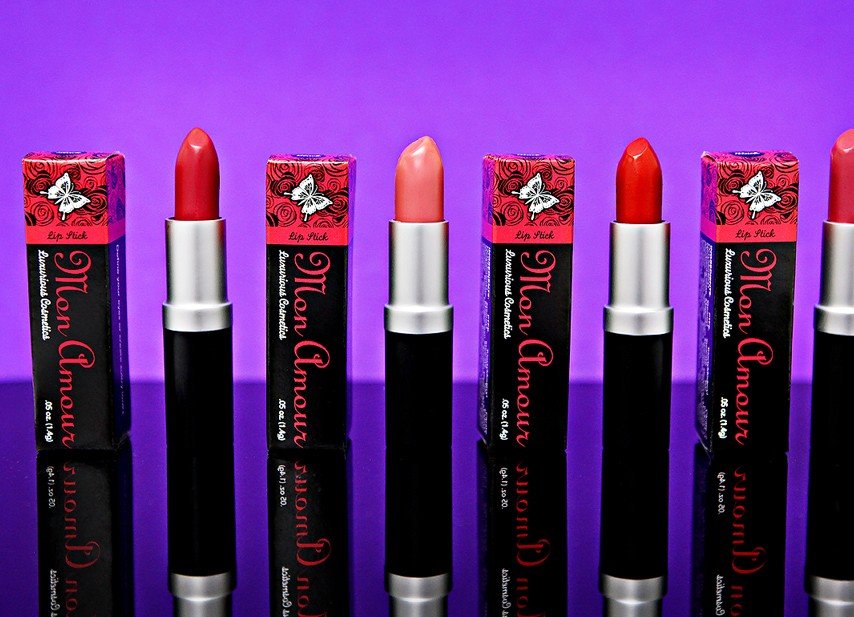 printed lipstick boxes