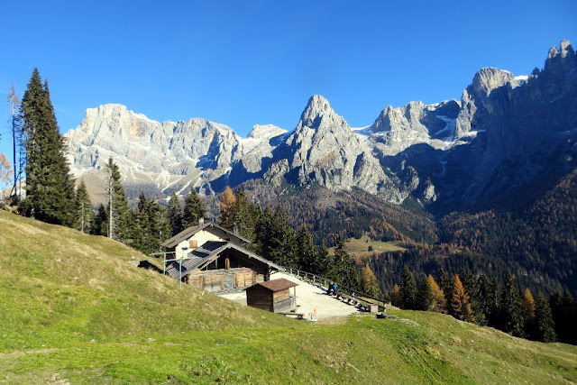 sentiero lago di calaita a san martino di castrozza