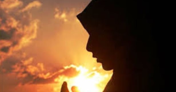 11+ Gambar Orang Sujud Dan Berdoa