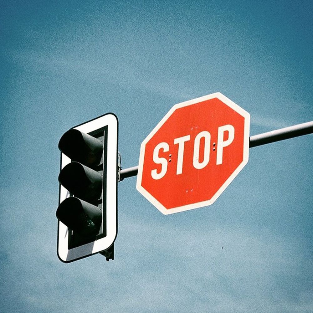 1ho – Is this the end – Single