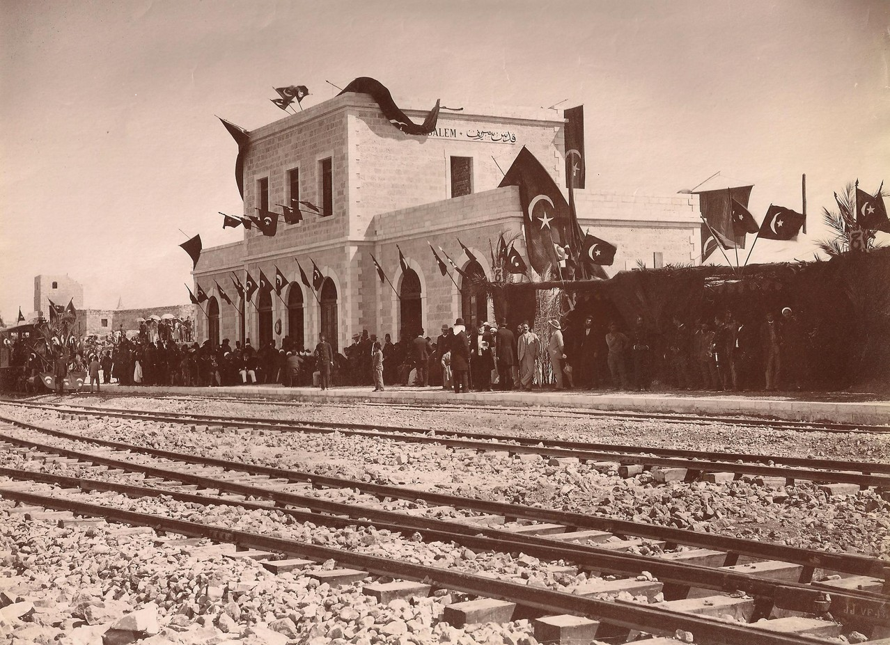 The Ottoman Imperial Archives' Rare Pictures of the Trains of the Holy