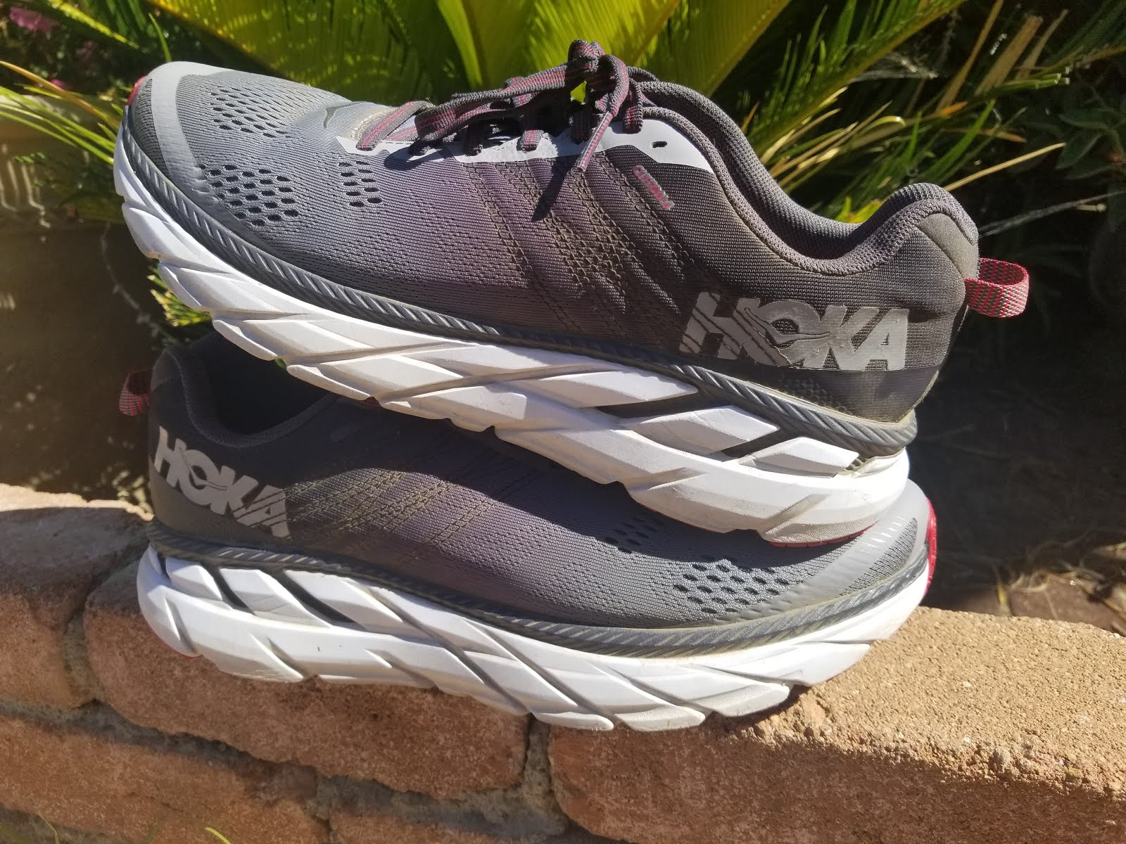 HOKA ONE ONE Clifton 6 Review - DOCTORS OF RUNNING