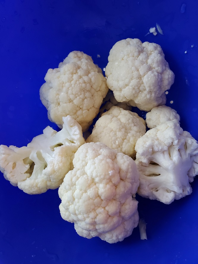 this is fresh cauliflower florets cleaned