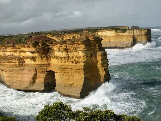 The Great Ocean Road drive between Adelaide and Melbourne Australia
