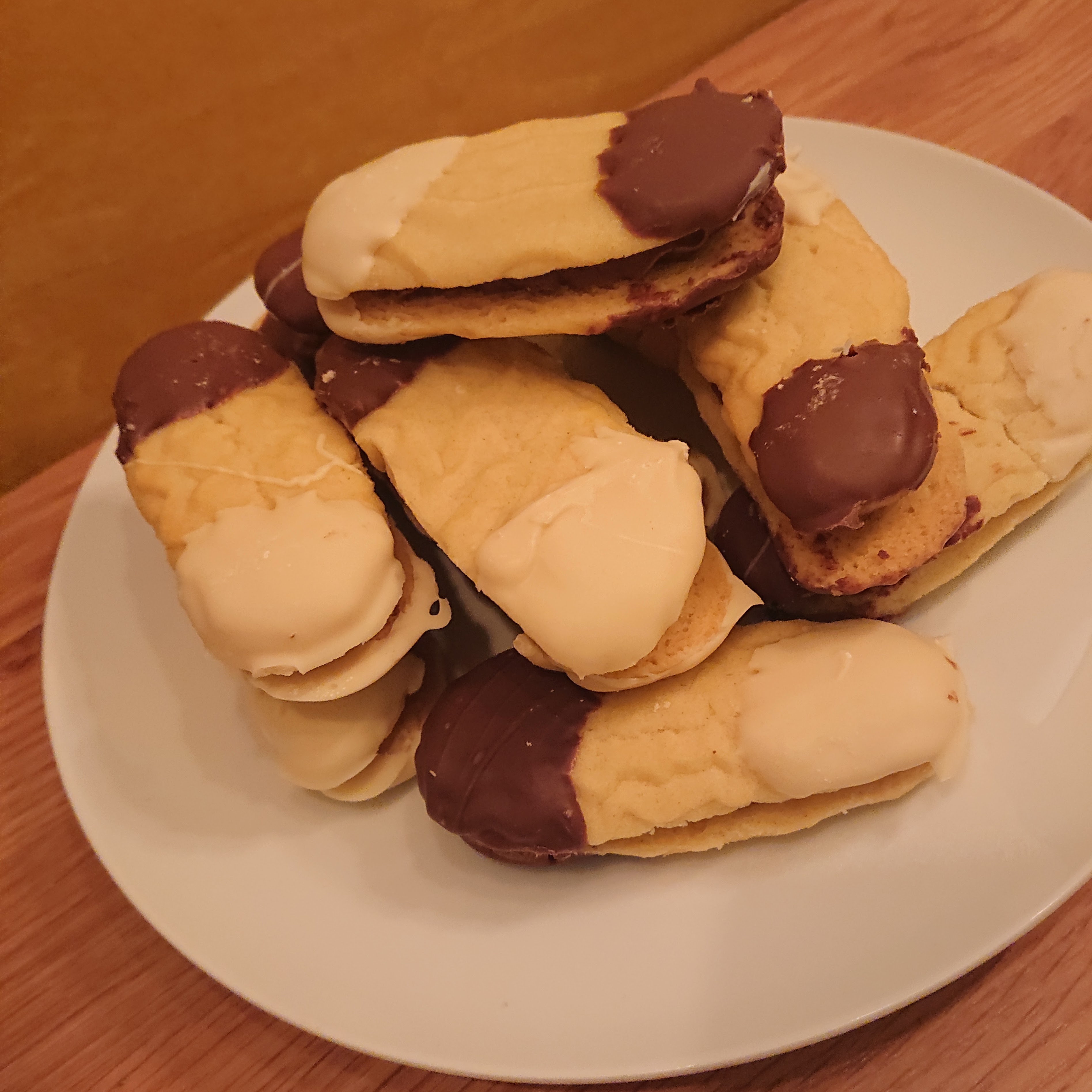 2teaornot2tea Viennese Chocolate Dipped Fingers