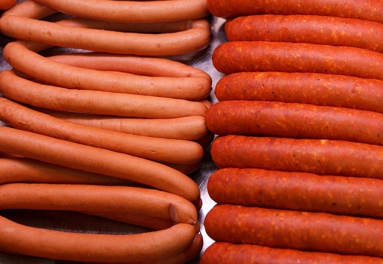 Nie chcesz wiedzieć jak się robi parówki? Nie chcesz wiedzieć jak się robi parówki?