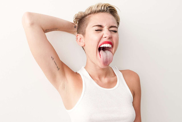 Miley Cyrus tongue