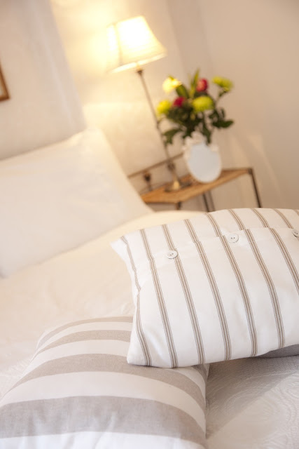 Changing pillow cover frequently in skincare tips when you are at home Changing pillow cover frequently in skincare tips when you are at home