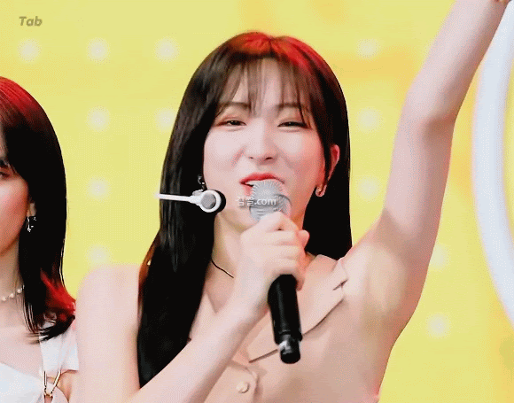 우주소녀 은서 ㄷㄷ