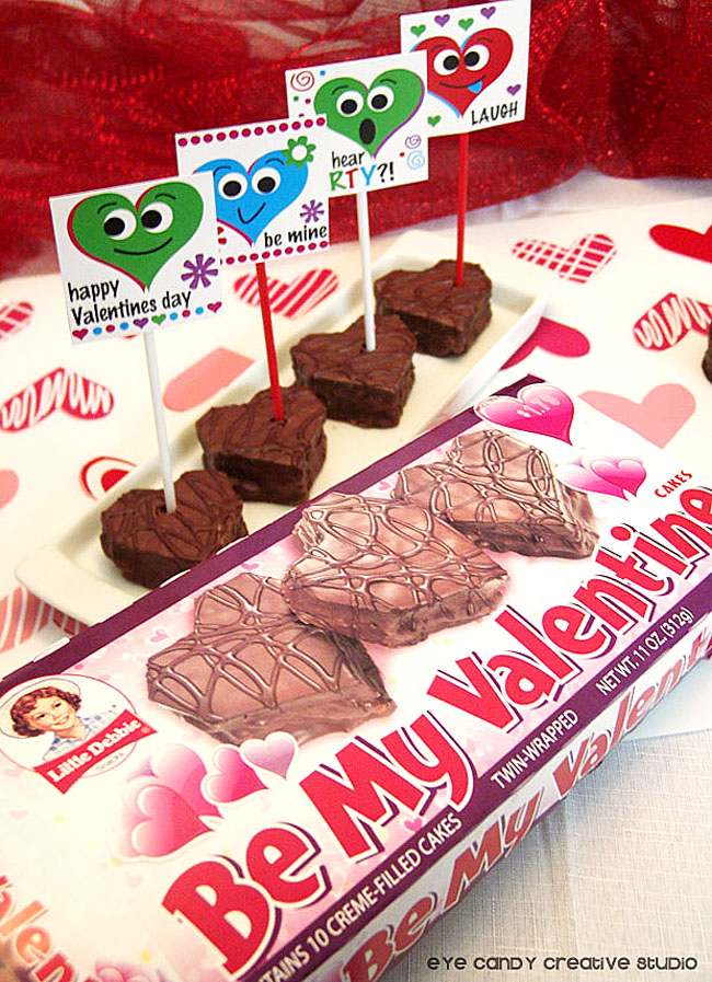 little debbie, valentine cakes, heart shaped cakes, classroom treat