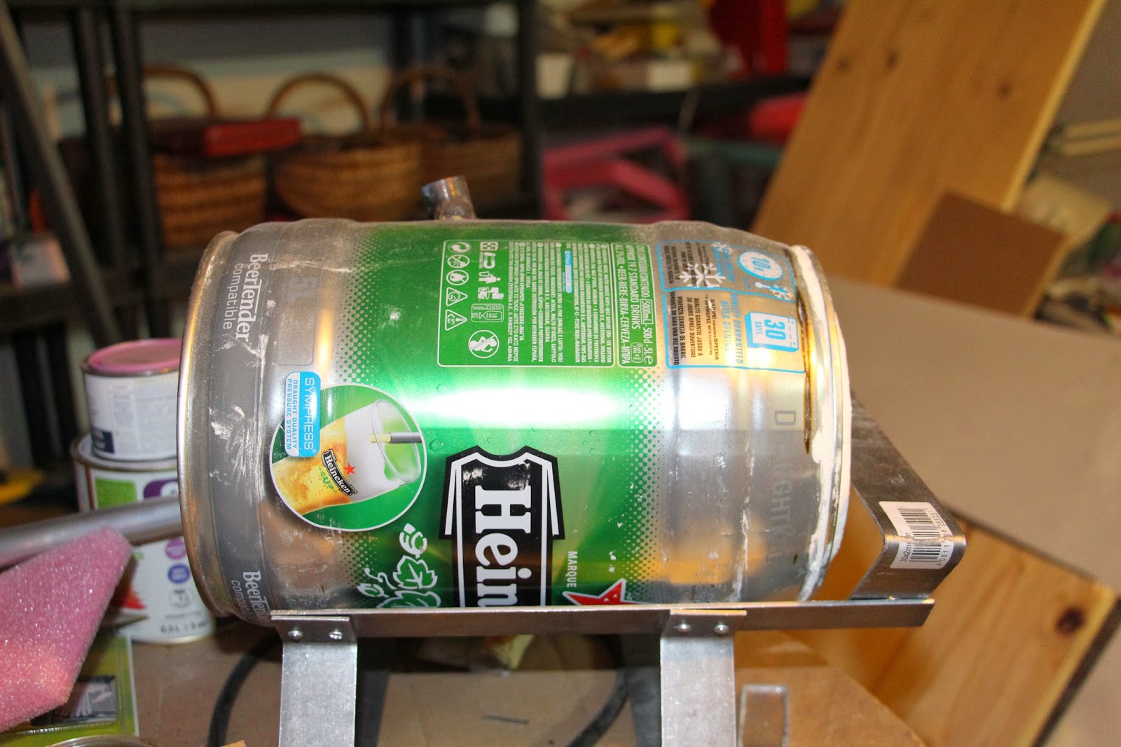 Do It Yourself Caverne C Est En Forgeant Que