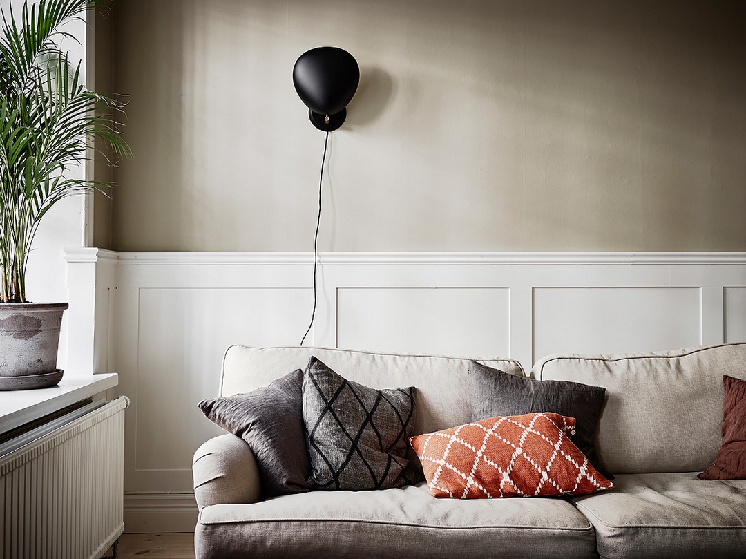 SOUBASSEMENTS MOULURÉS