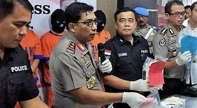 Polda Jatim Amankan 8 Kg Sabu dari Jaringan Batam dan Pontianak