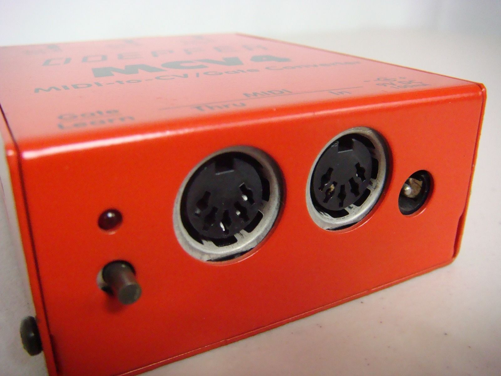 MATRIXSYNTH Red Doepfer MCV4 Midi to CV/Gate Interface