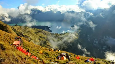 Plawangan Sembalun Crater altitude 2639 m of Mount Rinjani