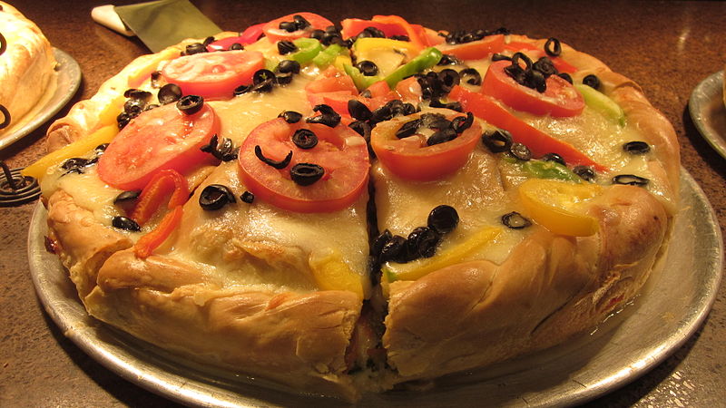 HOMEMADE CHICAGO STYLE DEEP DISH PIZZA