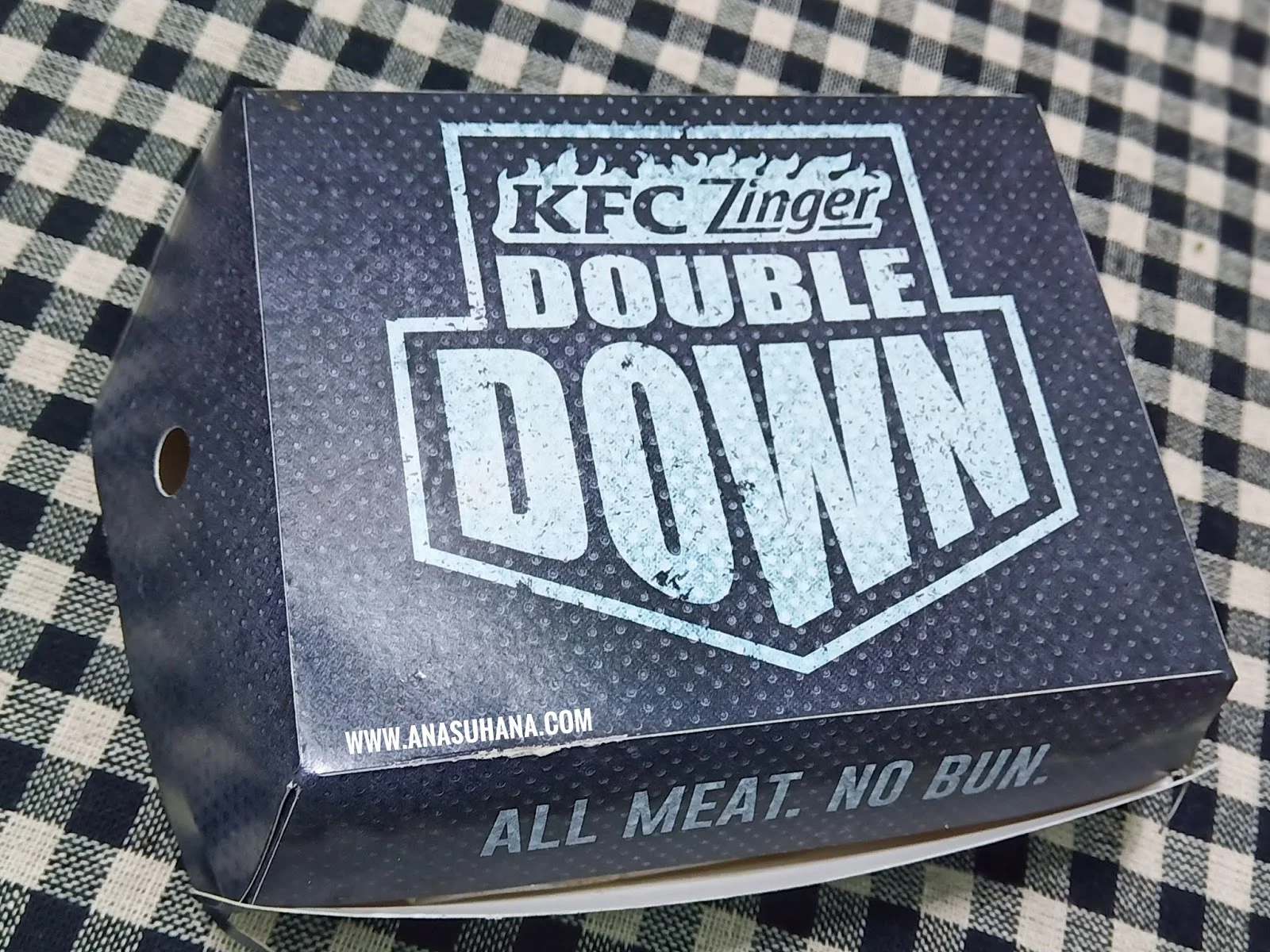 Nasi Lemak McD atau KFC Zinger Double Down?