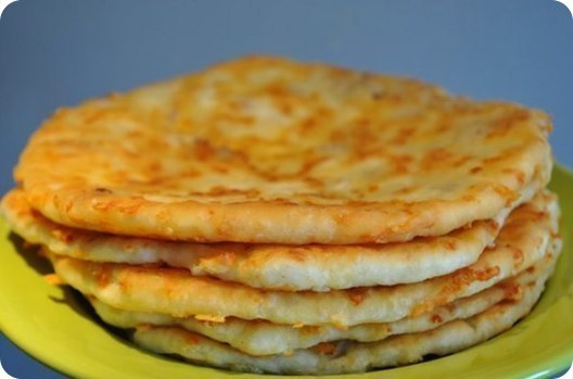 Сырные лепешки с мясной начинкой за 7 минут!