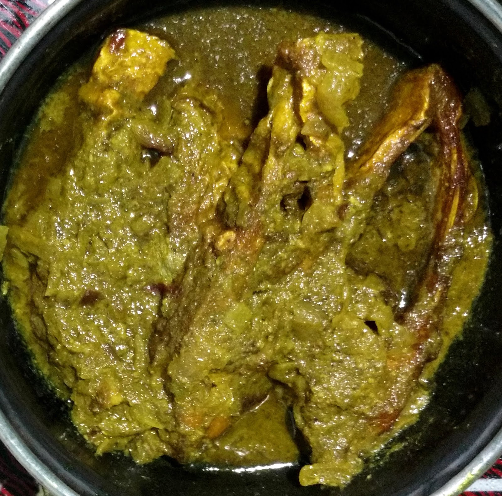 ROOPCHAND FISH WITH CORIANDER LEAVES(DHONEPATA MACH)