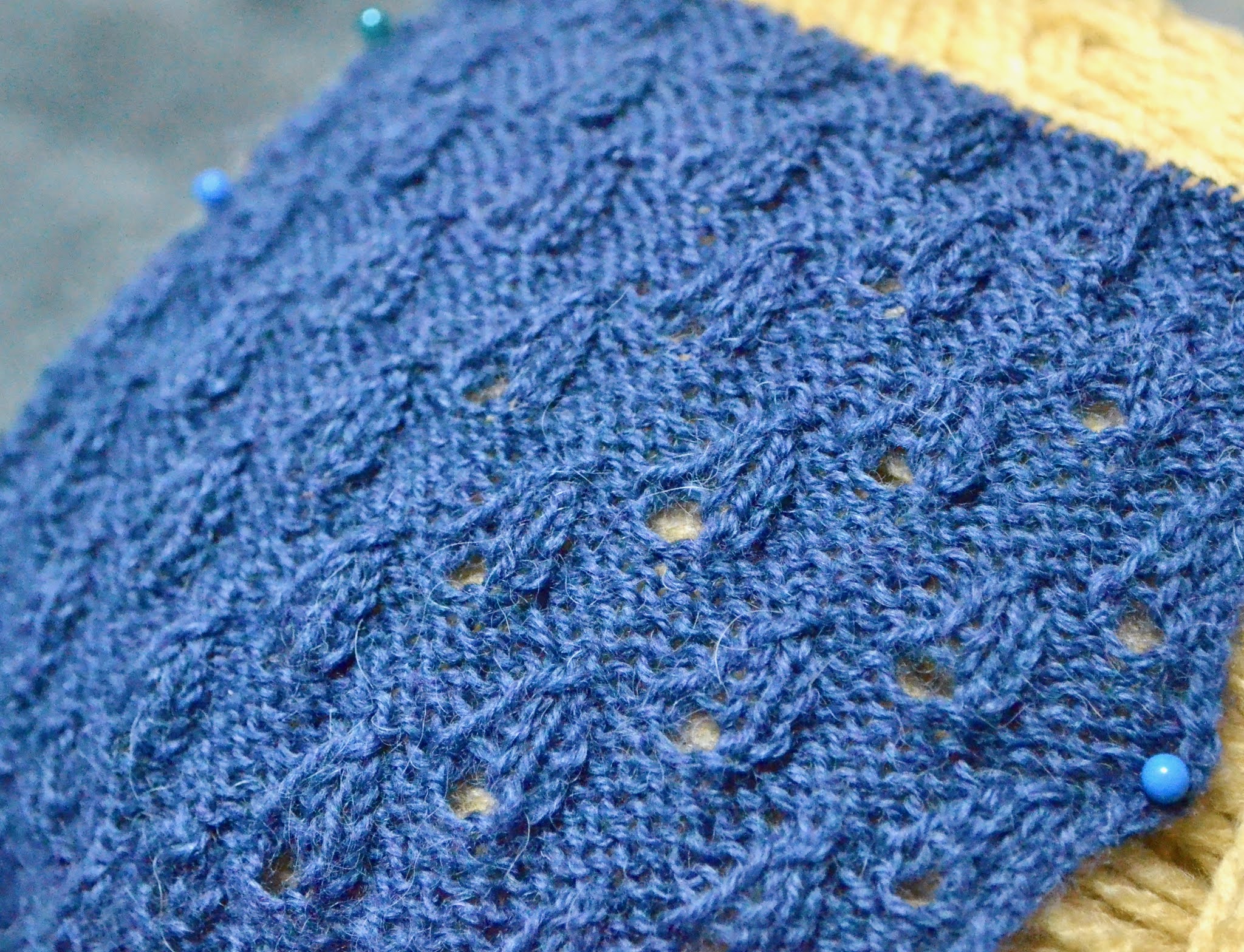 Knitting Novice The Weekly Swatch Bud Lace Knit Stitch Pattern / Knit