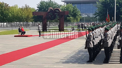 mitsotakis merkel 29 8 19