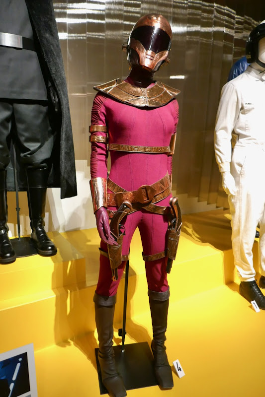 Keri Russell Star Wars: The Rise of Skywalker Zorii Bliss costume Keri Russell Star Wars Rise of Skywalker Zorii Bliss costume