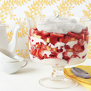 lemon strawberry trifle ay l