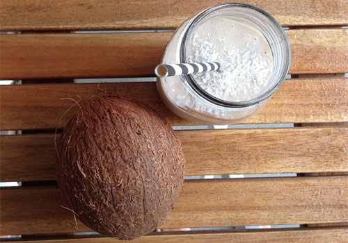 Jugo de coco con leche